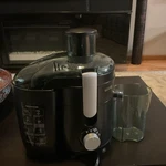 Gdor Plastic Enhanced Cut Disc, Dual Speeds Centrifugal JE2003 Juicer. Fixed Price $35.00.