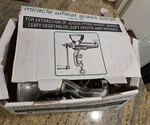Vtg Miracle Wheatgrass Juicer MJ400 Cast Iron Tin Plated Hand Crank Manual Box. Fixed Price $42.99.