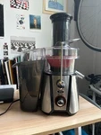 Oster 2126280 Self-cleaning Professional Juice Extractor Stainless Steel.... Fixed Price $100.00.