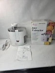 Universal Extractor Model JE-15U Brand New W/ Box Vintage Juicer. Fixed Price $25.00.