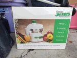 Omega J4000 High Speed Pulp Ejection Juicer 1/3 Hp 3500 Rpm Open Box. Fixed Price $82.50.