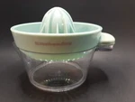 Kitchenaid Citrus Juicer Clear Measuring Cup Blue Top 18OZ Dishwasher Safe H6. Fixed Price $12.00.