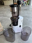 Skg Slow Juicer Q8 Masticating Extractor (tested/working); Missing Parts. Fixed Price $35.99.