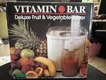 Salton Deluxe Fruit & Vegetable Juicer JC-3 Vtg 1991 Complete Tested Euc. Fixed Price $45.00.