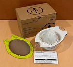 Pampered Chef #100361 Citrus Juicer And Zester New. Fixed Price $12.00.