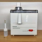 Panasonic Extractor Juicer MJ-66PR Made In Japan. 120V. Fixed Price $39.99.